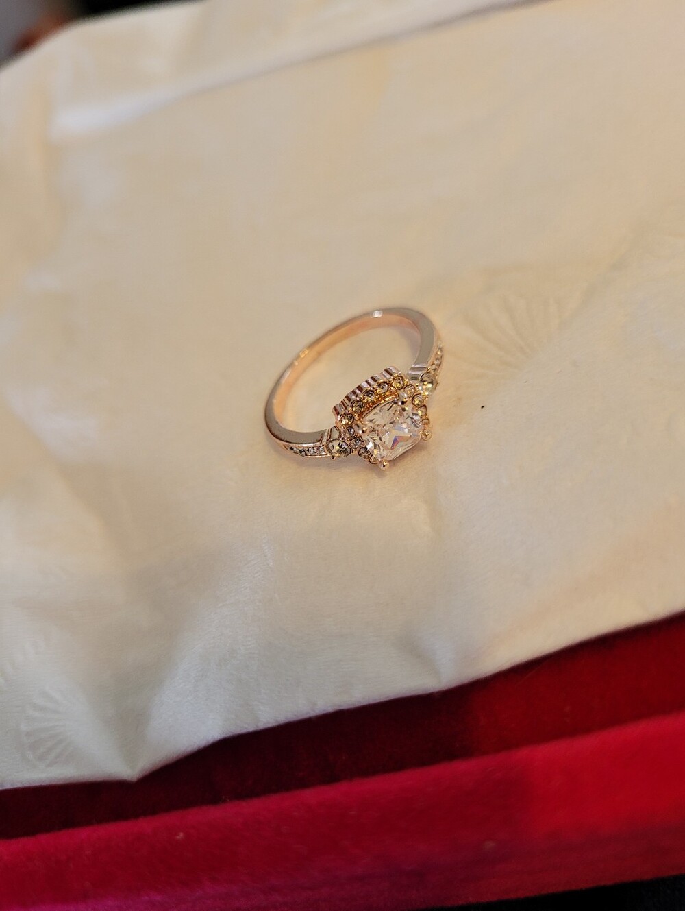 Halo Ring with Round Cubic Zirconia Stone Gold Tone - Size 8